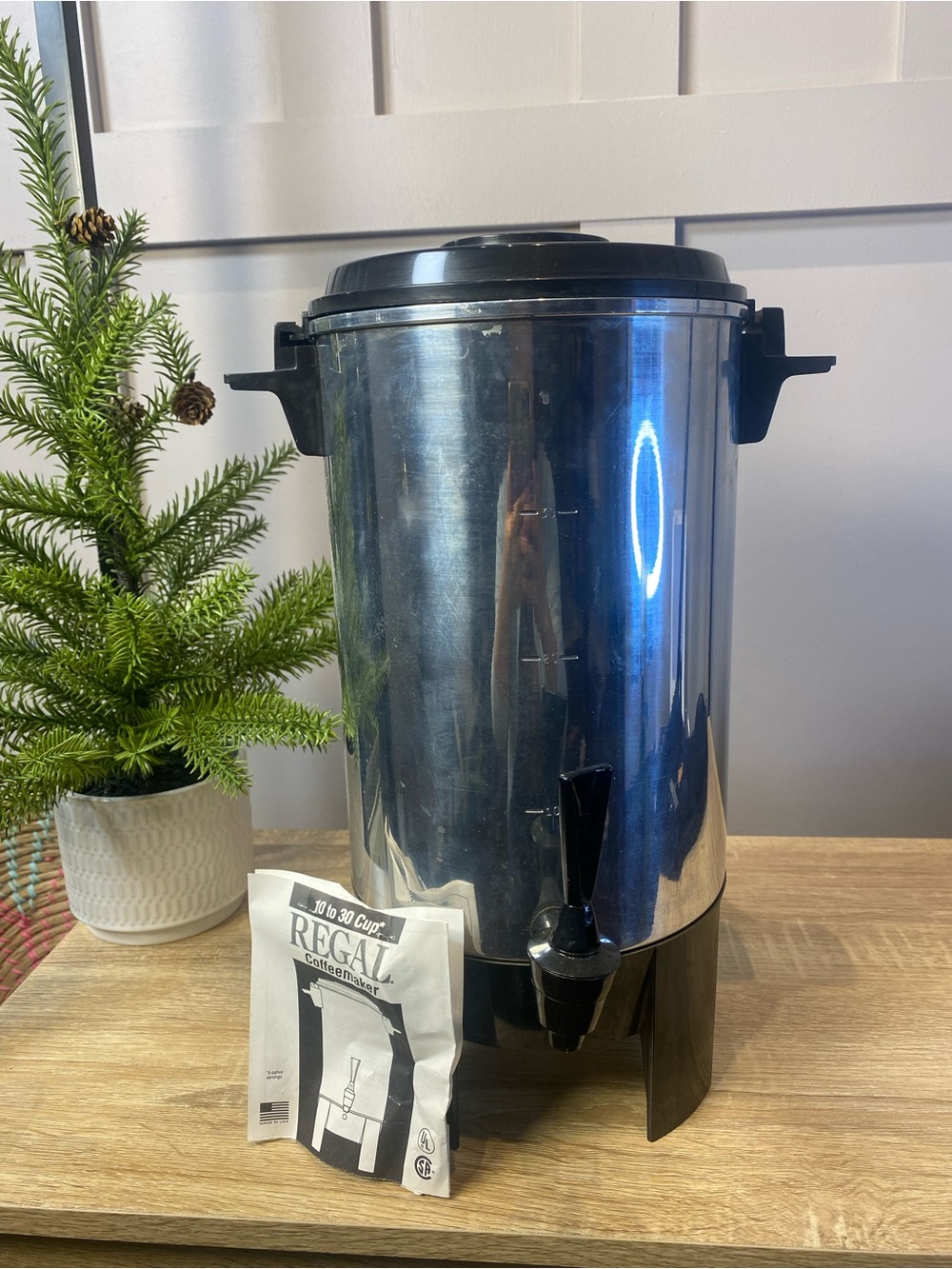 Vintage Regal Coffee Maker 30 Cup Urn Electric Automatic Percolator
